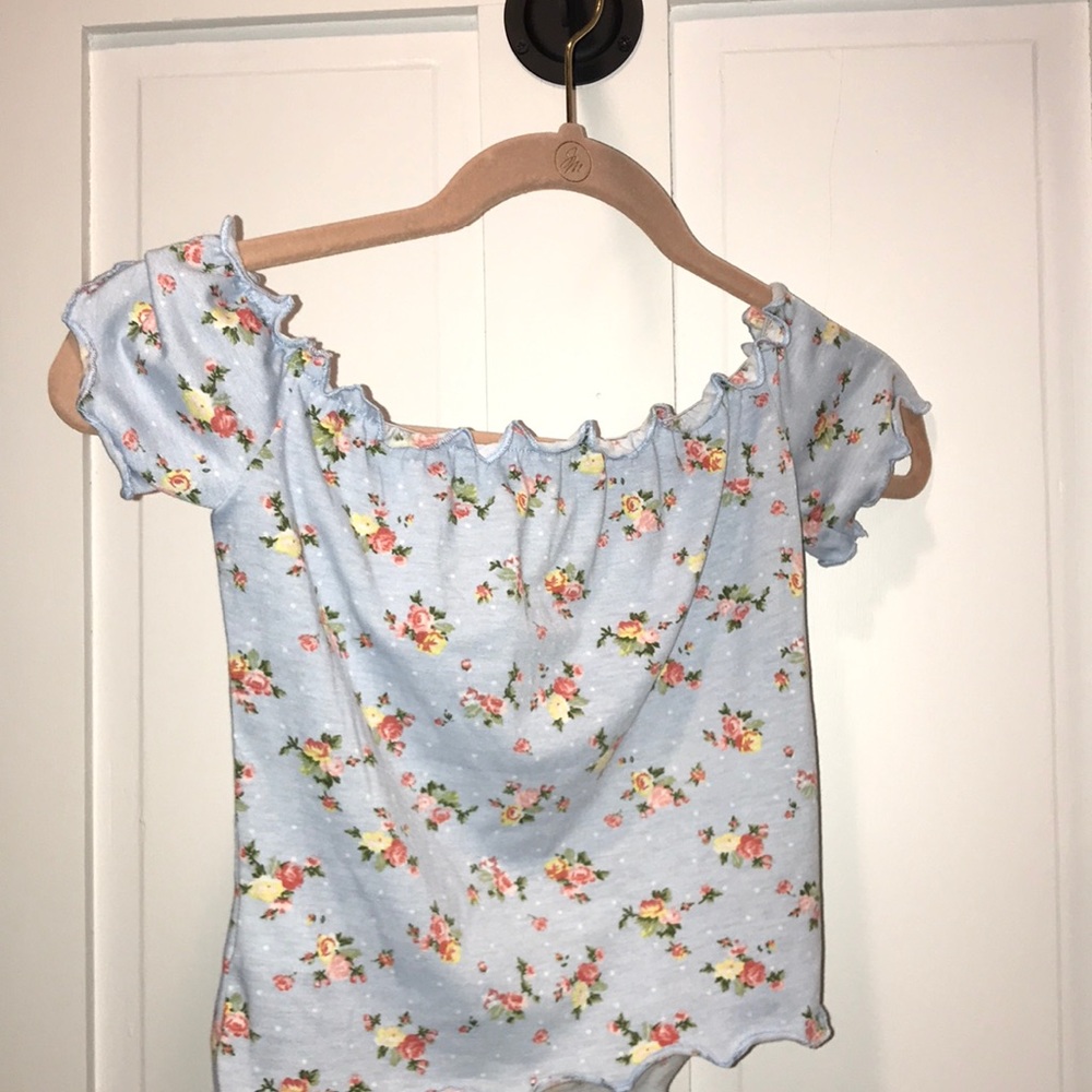 Cropped off the shoulder blouse/shirt